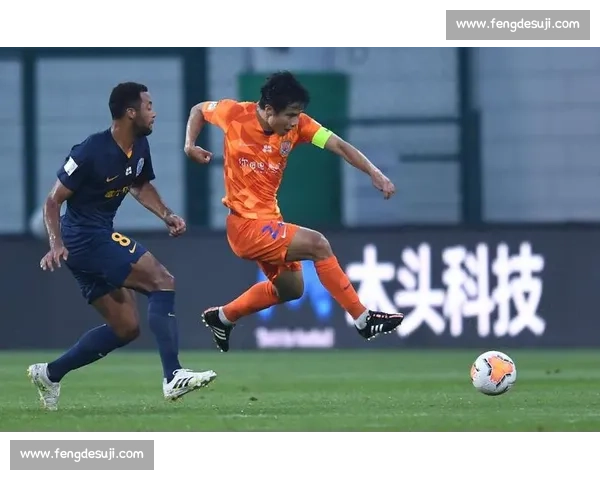 山东鲁能对阵广州富力比赛录播回顾精彩瞬间与战术解析 山东鲁能对阵广州富力比赛录播回顾精彩瞬间与战术解析